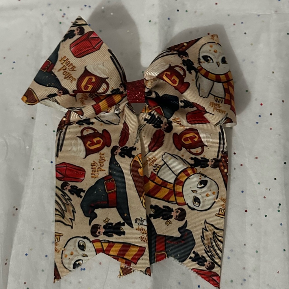 Bow - Picture 2 of 3